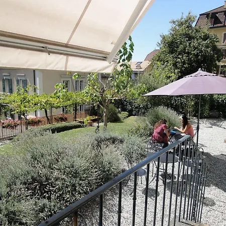 & Backpacker Lausanne